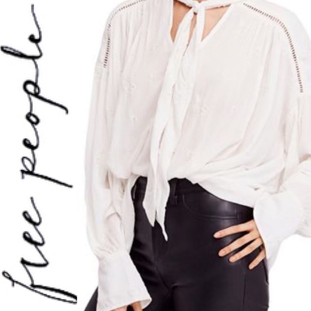 SOLD❗️Free people wishful moments tie neck top
